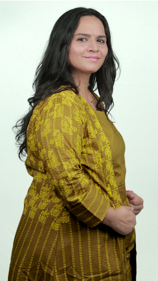 The 'Dancing Lady' Layered Ensemble 3-piece set - Fitted, 100% Cotton, Moss Green