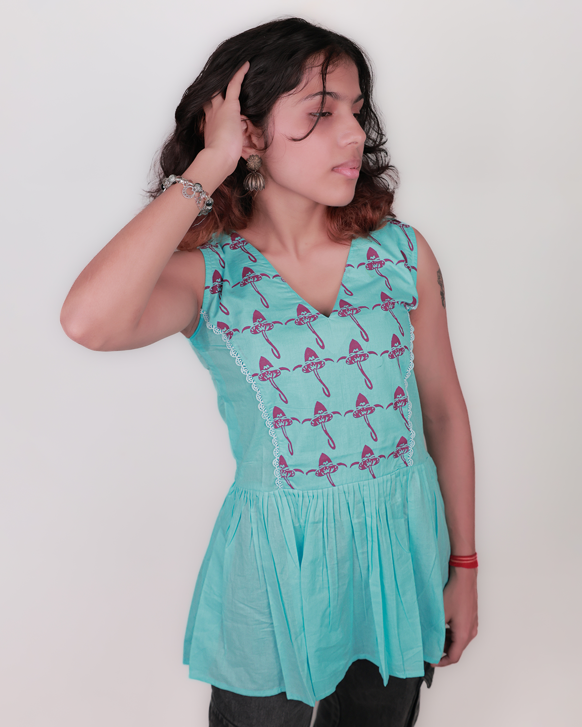 The 'Bulbophyllum' Structured Tunic - Fitted, 100% Cotton, Sky Blue