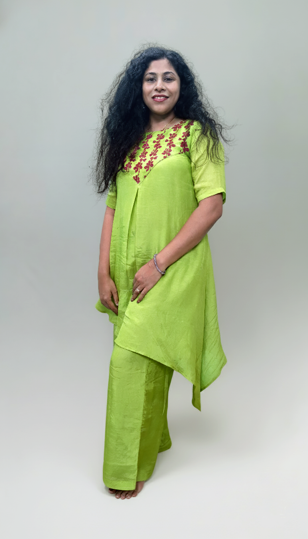 The 'Botanical Balance' Asymmetric Muslin Set - Fitted, Muslin, Lemon Green