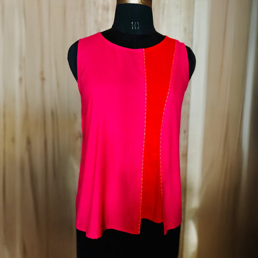 Fuchsia Viscose Cotton Colour-Blocked Top with Thread Detailing – Fitted Fit